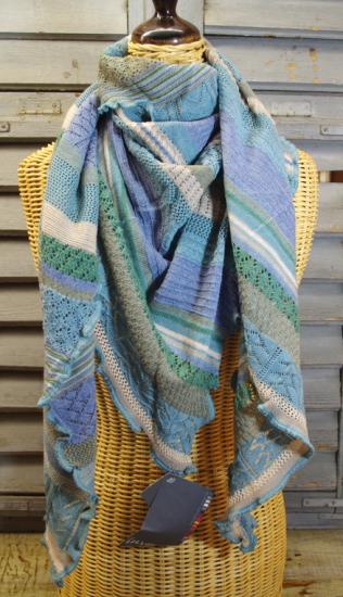 Preview: Invero Dreiecktuch Kyra Fjord, reine Merinowolle